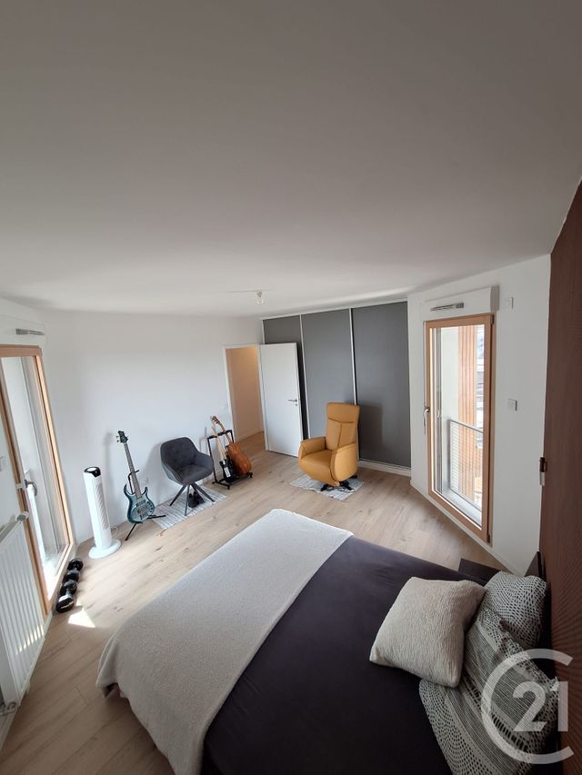 Appartement F5 à louer - 5 pièces - 102.8 m2 - MASSY - 91 - ILE-DE-FRANCE - Century 21 Etude Ronsard