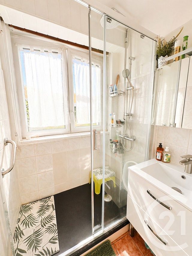 Appartement F4 à vendre - 4 pièces - 61.0 m2 - MASSY - 91 - ILE-DE-FRANCE - Century 21 Etude Ronsard