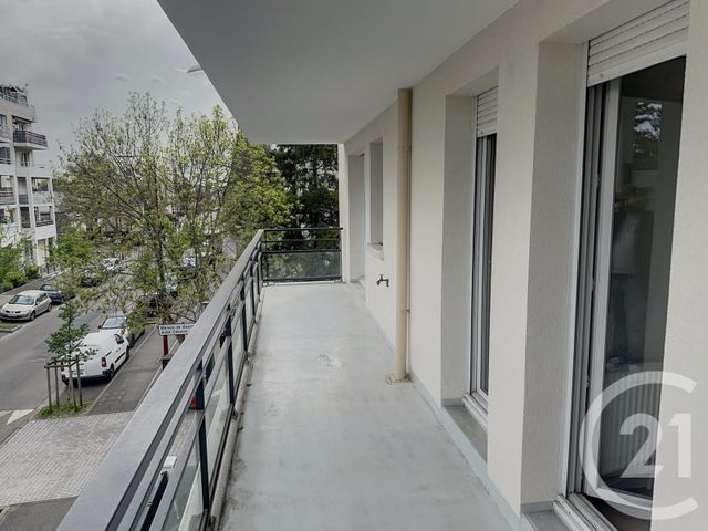 Appartement F3 à louer - 3 pièces - 60.45 m2 - FRESNES - 94 - ILE-DE-FRANCE - Century 21 Etude Ronsard
