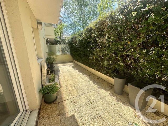 Appartement F2 à louer - 2 pièces - 41.34 m2 - MASSY - 91 - ILE-DE-FRANCE - Century 21 Etude Ronsard