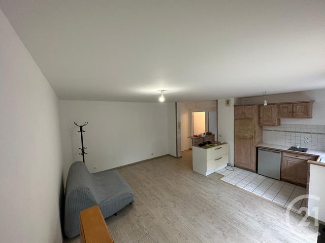 Appartement F2 à louer - 2 pièces - 41.34 m2 - MASSY - 91 - ILE-DE-FRANCE - Century 21 Etude Ronsard