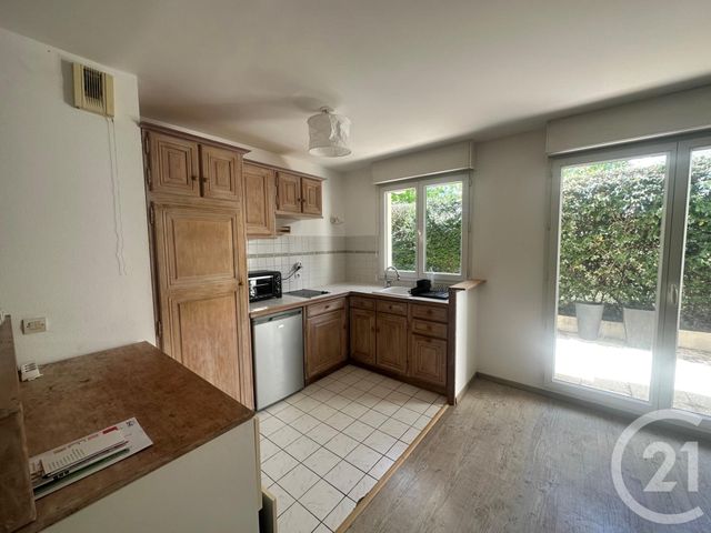 Appartement F2 à louer - 2 pièces - 41.34 m2 - MASSY - 91 - ILE-DE-FRANCE - Century 21 Etude Ronsard