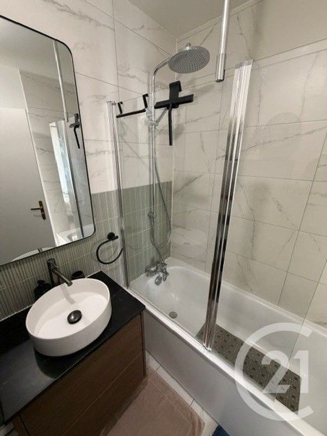 Appartement F2 à louer - 2 pièces - 37.47 m2 - MASSY - 91 - ILE-DE-FRANCE - Century 21 Etude Ronsard