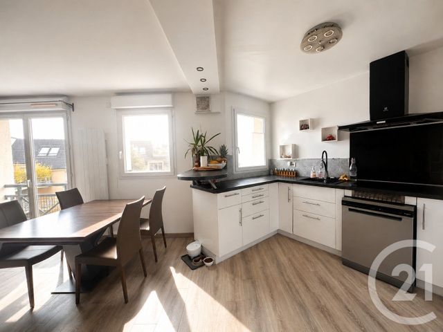 Appartement F4 dupleix à vendre - 4 pièces - 80.42 m2 - MASSY - 91 - ILE-DE-FRANCE - Century 21 Etude Ronsard