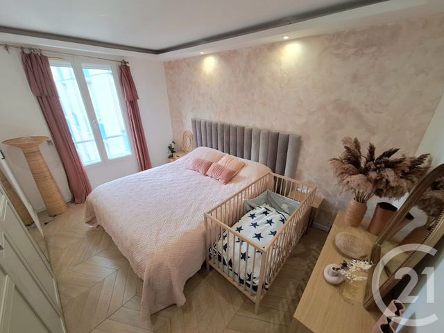 Appartement F5 à louer - 5 pièces - 100.0 m2 - MASSY - 91 - ILE-DE-FRANCE - Century 21 Etude Ronsard