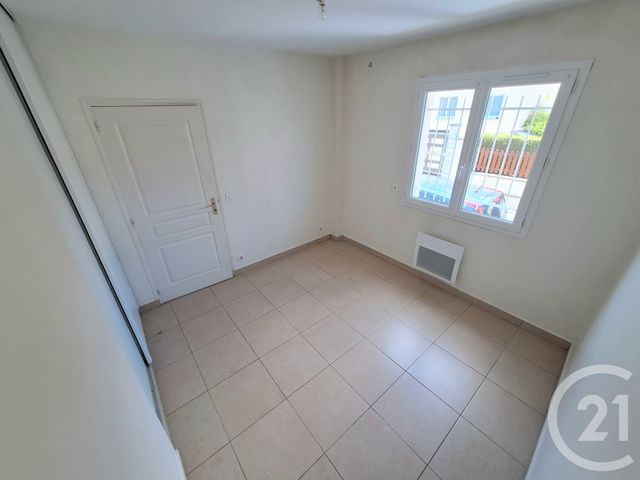 Appartement F3 à louer - 3 pièces - 59.12 m2 - MASSY - 91 - ILE-DE-FRANCE - Century 21 Etude Ronsard