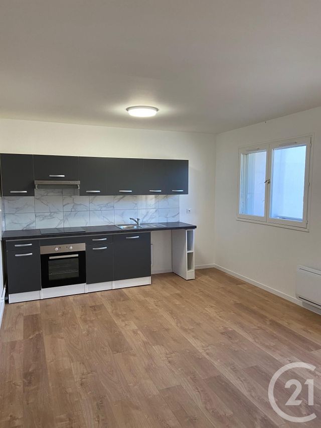 Appartement F1 à louer - 1 pièce - 27.87 m2 - PALAISEAU - 91 - ILE-DE-FRANCE - Century 21 Etude Ronsard