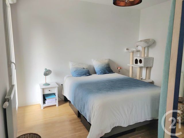 Appartement F2 à louer - 2 pièces - 40.0 m2 - MASSY - 91 - ILE-DE-FRANCE - Century 21 Etude Ronsard