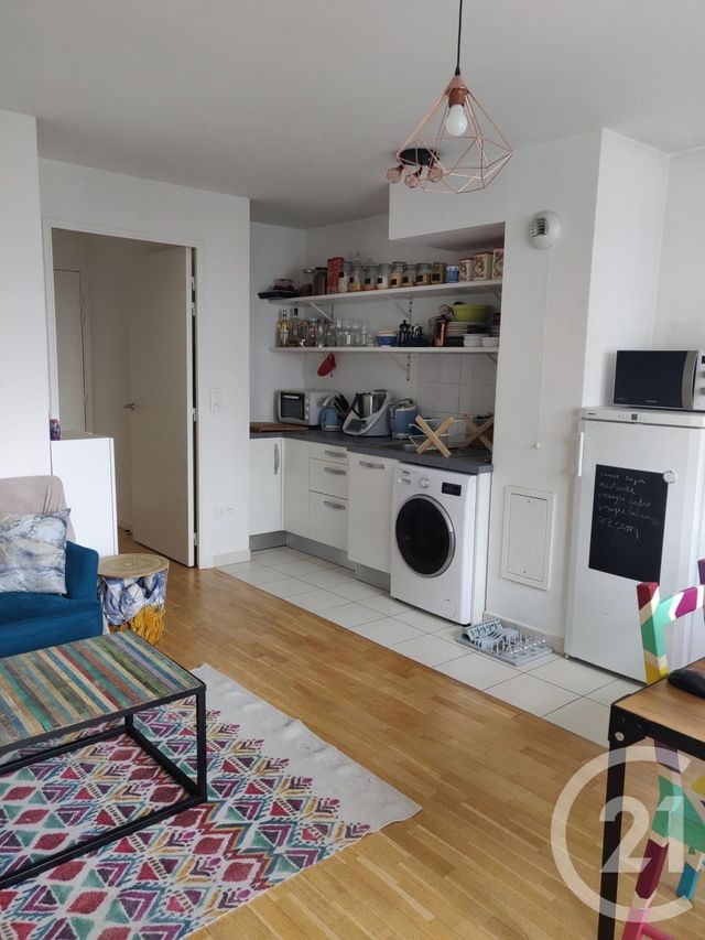 Appartement F2 à louer - 2 pièces - 40.0 m2 - MASSY - 91 - ILE-DE-FRANCE - Century 21 Etude Ronsard