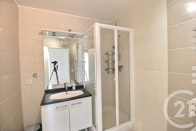 Appartement F4 à vendre - 4 pièces - 80.18 m2 - MASSY - 91 - ILE-DE-FRANCE - Century 21 Etude Ronsard