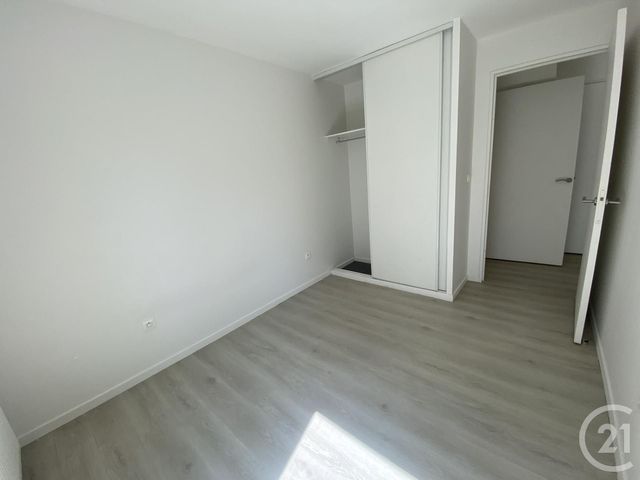 Appartement F3 à louer - 3 pièces - 54.6 m2 - MASSY - 91 - ILE-DE-FRANCE - Century 21 Etude Ronsard