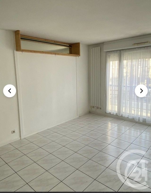 Appartement F3 à louer - 3 pièces - 49.78 m2 - MASSY - 91 - ILE-DE-FRANCE - Century 21 Etude Ronsard