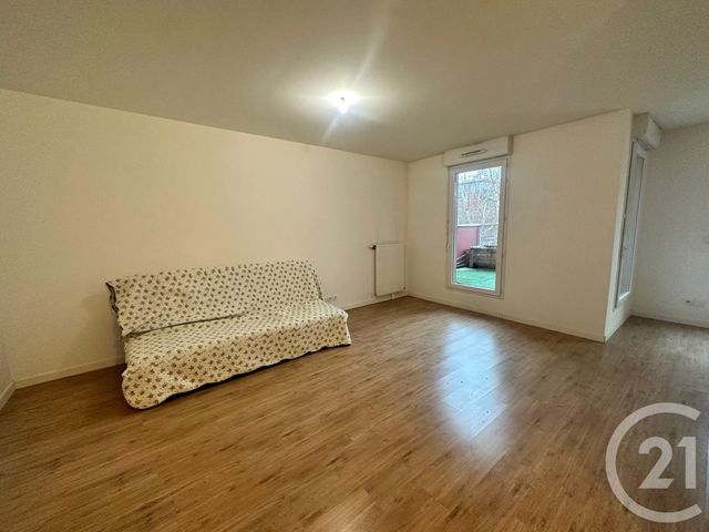 Appartement F3 à louer - 3 pièces - 69.04 m2 - MASSY - 91 - ILE-DE-FRANCE - Century 21 Etude Ronsard