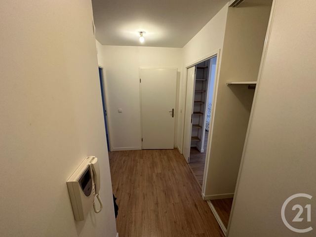 Appartement F3 à louer - 3 pièces - 69.04 m2 - MASSY - 91 - ILE-DE-FRANCE - Century 21 Etude Ronsard