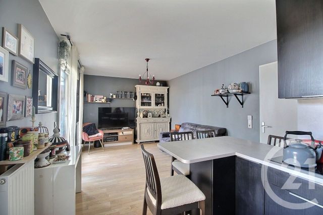 Appartement F3 à vendre - 3 pièces - 61.07 m2 - MASSY - 91 - ILE-DE-FRANCE - Century 21 Etude Ronsard