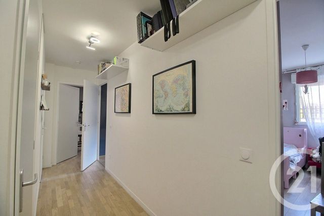 Appartement F3 à vendre - 3 pièces - 61.07 m2 - MASSY - 91 - ILE-DE-FRANCE - Century 21 Etude Ronsard