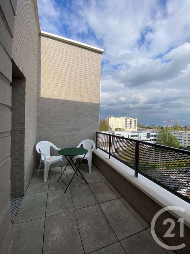 Appartement F1 à louer - 1 pièce - 23.4 m2 - MASSY - 91 - ILE-DE-FRANCE - Century 21 Etude Ronsard